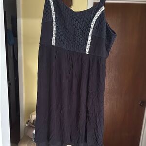 Elegant Black Sleeveless Dress